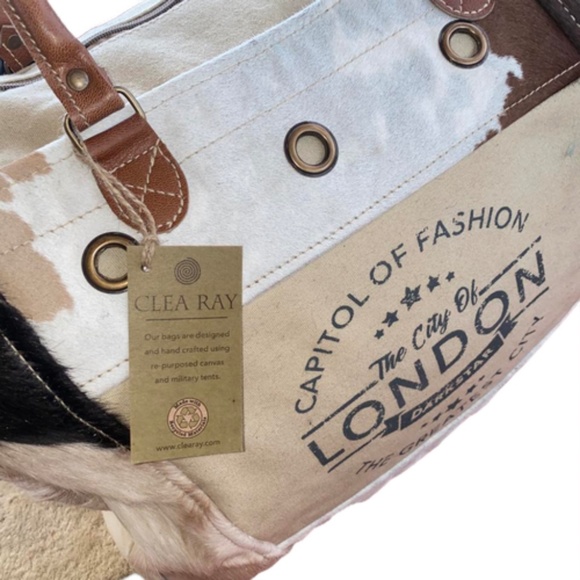 NWT - Clea Ray Capitol of Fashion Animal Print London Canvas Large Tote - Picture 4 of 6